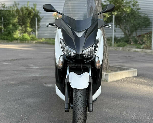 Білий Ямаха X-Max 250, об'ємом двигуна 0.25 л та пробігом 26 тис. км за 4500 $, фото 2 на Automoto.ua