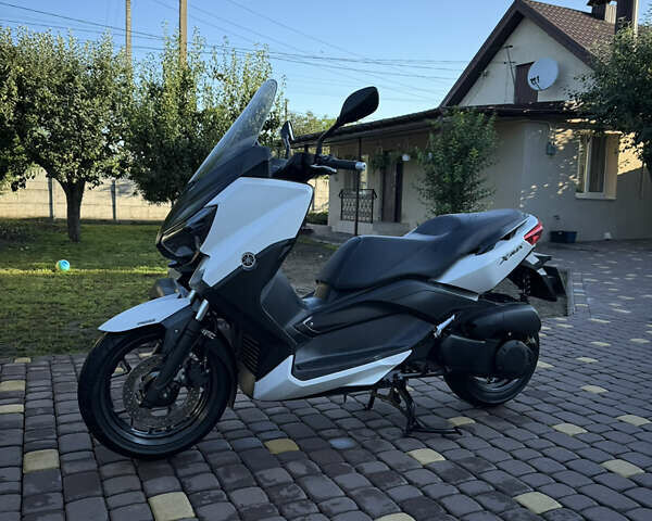 Білий Ямаха X-Max 250, об'ємом двигуна 0.25 л та пробігом 26 тис. км за 4500 $, фото 28 на Automoto.ua
