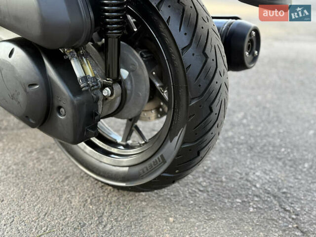 Білий Ямаха X-Max 250, об'ємом двигуна 0.25 л та пробігом 26 тис. км за 4500 $, фото 11 на Automoto.ua