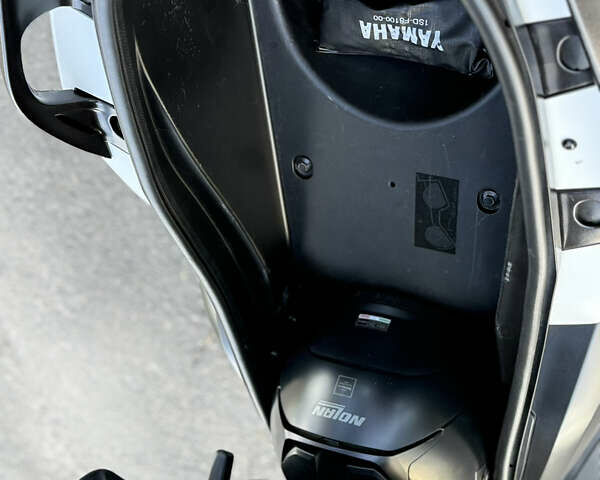 Білий Ямаха X-Max 250, об'ємом двигуна 0.25 л та пробігом 26 тис. км за 4500 $, фото 24 на Automoto.ua