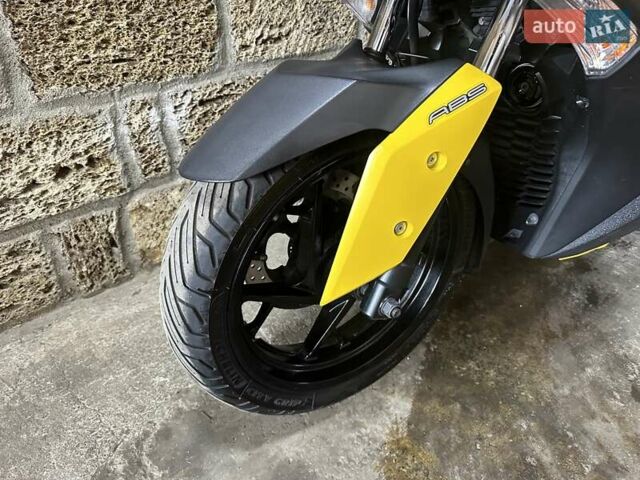 Ямаха X-Max 250, объемом двигателя 0.25 л и пробегом 35 тыс. км за 3700 $, фото 2 на Automoto.ua