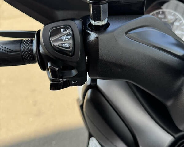 Ямаха X-Max 250, объемом двигателя 0 л и пробегом 23 тыс. км за 3999 $, фото 5 на Automoto.ua