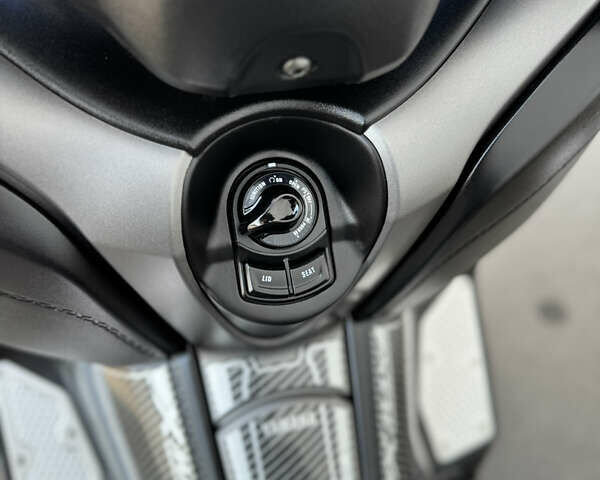 Ямаха X-Max 250, объемом двигателя 0 л и пробегом 23 тыс. км за 3999 $, фото 8 на Automoto.ua