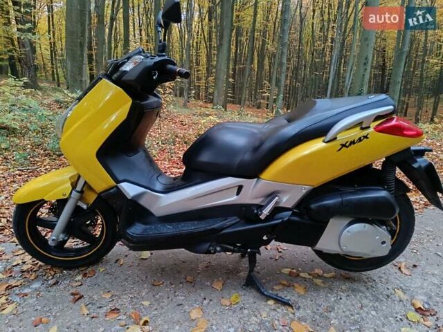 Жовтий Ямаха X-Max 250, об'ємом двигуна 0.25 л та пробігом 61 тис. км за 1850 $, фото 3 на Automoto.ua