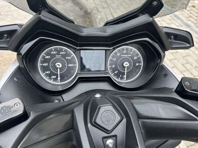 Ямаха X-Max 300, объемом двигателя 0.3 л и пробегом 0 тыс. км за 5000 $, фото 9 на Automoto.ua