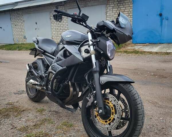 Ямаха XJ6 2010 у Кременчуге на Automoto.ua Чорний Ямаха XJ6, об'ємом двигуна 0.6 л та пробігом 30 тис. км за 5500 $, фото 4 на Automoto.ua