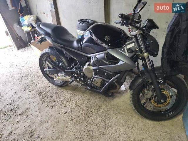 Ямаха XJ6 2010 у Кременчуге на Automoto.ua Чорний Ямаха XJ6, об'ємом двигуна 0.6 л та пробігом 30 тис. км за 5500 $, фото 1 на Automoto.ua