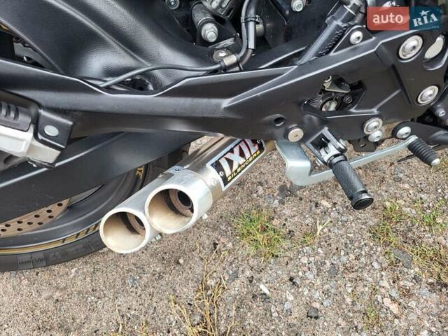 Ямаха XJ6 2010 у Кременчуге на Automoto.ua Чорний Ямаха XJ6, об'ємом двигуна 0.6 л та пробігом 30 тис. км за 5500 $, фото 5 на Automoto.ua