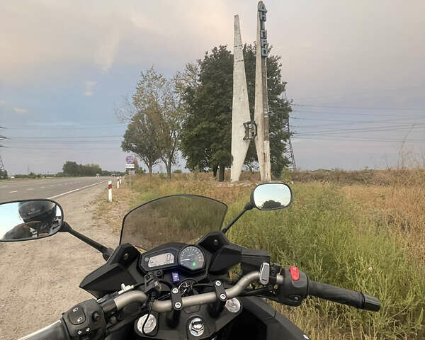 Черный Ямаха XJ6, объемом двигателя 0.6 л и пробегом 30 тыс. км за 5500 $, фото 3 на Automoto.ua