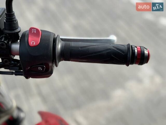 Червоний Ямаха XJ6, об'ємом двигуна 0.6 л та пробігом 18 тис. км за 5599 $, фото 15 на Automoto.ua