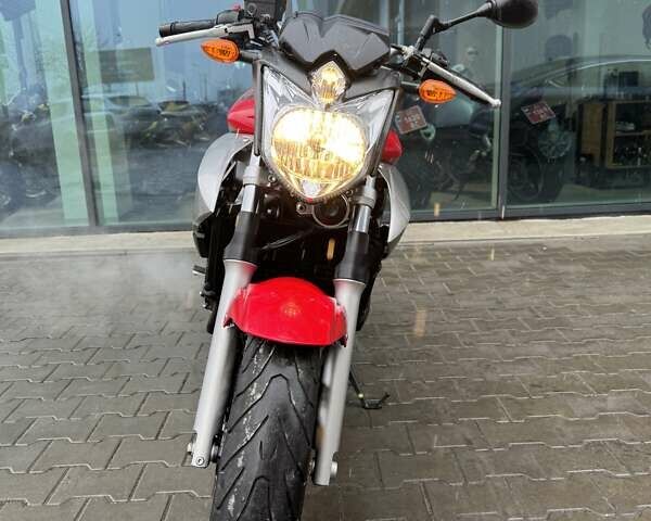 Красный Ямаха XJ6, объемом двигателя 0.6 л и пробегом 16 тыс. км за 5699 $, фото 2 на Automoto.ua