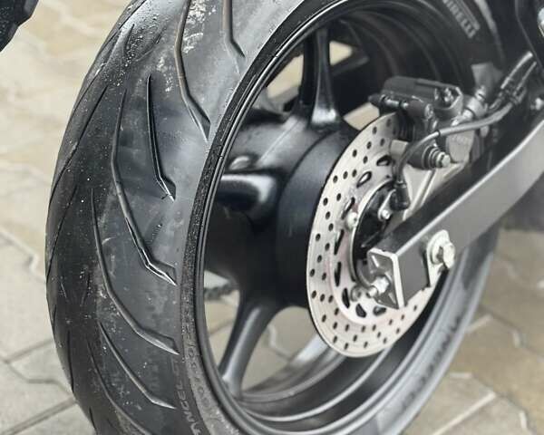 Красный Ямаха XJ6, объемом двигателя 0.6 л и пробегом 16 тыс. км за 5699 $, фото 20 на Automoto.ua