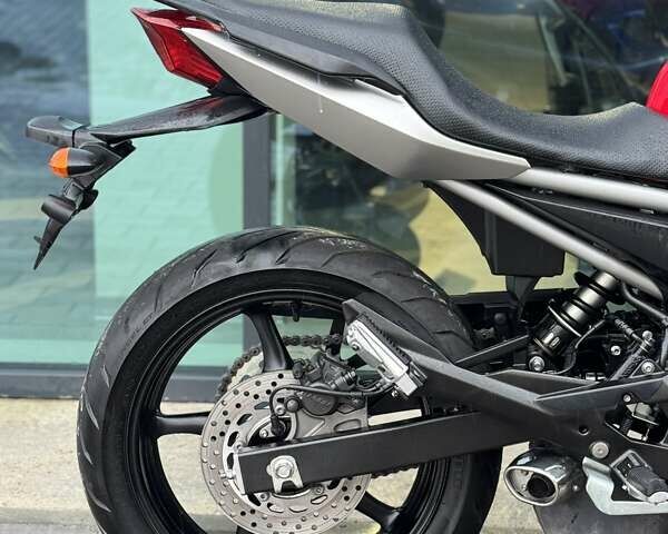 Красный Ямаха XJ6, объемом двигателя 0.6 л и пробегом 16 тыс. км за 5699 $, фото 26 на Automoto.ua