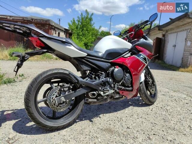 Белый Ямаха XJ6 Diversion, объемом двигателя 0 л и пробегом 25 тыс. км за 6200 $, фото 5 на Automoto.ua