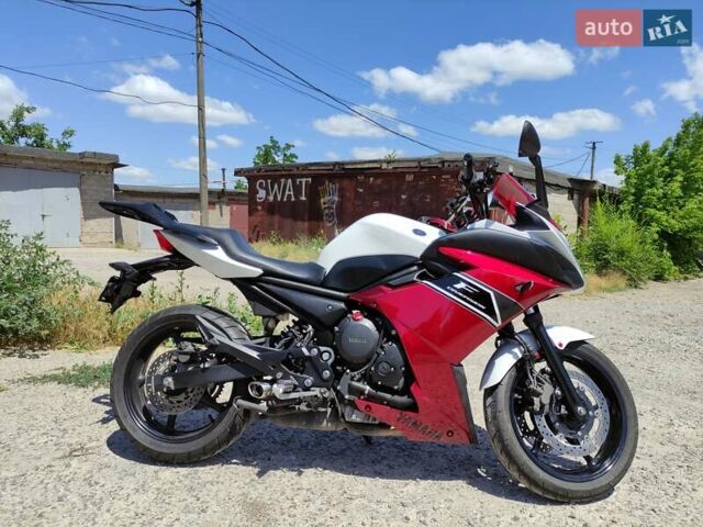 Белый Ямаха XJ6 Diversion, объемом двигателя 0 л и пробегом 25 тыс. км за 6200 $, фото 1 на Automoto.ua