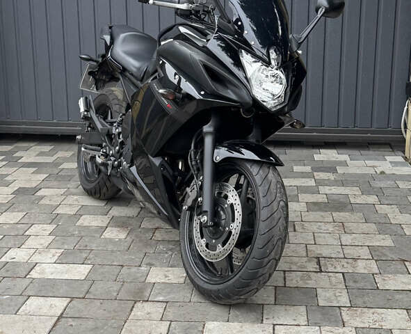 Чорний Ямаха XJ6 Diversion, об'ємом двигуна 0.6 л та пробігом 43 тис. км за 6400 $, фото 1 на Automoto.ua