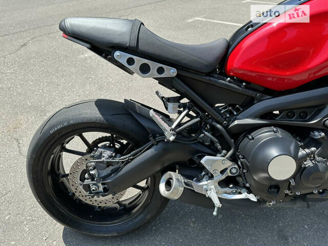 Ямаха XSR 2018 в Одессе на Automoto.ua Красный Ямаха XSR, объемом двигателя 0.9 л и пробегом 3 тыс. км за 10499 $, фото 37 на Automoto.ua