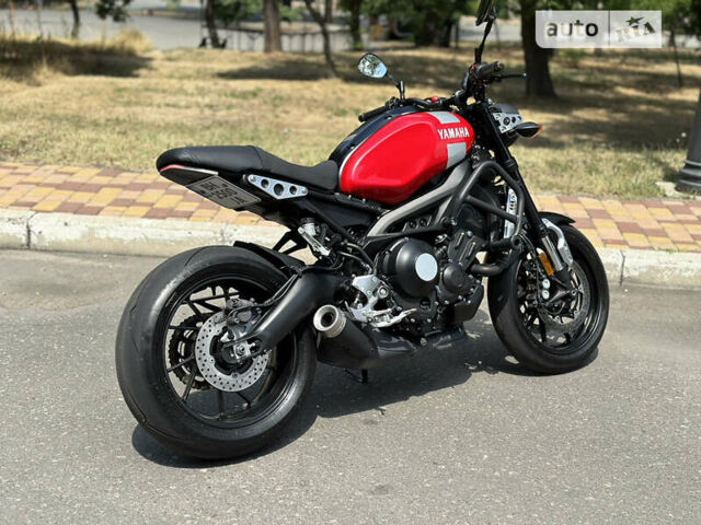 Ямаха XSR 2018 в Одессе на Automoto.ua Красный Ямаха XSR, объемом двигателя 0.9 л и пробегом 3 тыс. км за 10499 $, фото 15 на Automoto.ua