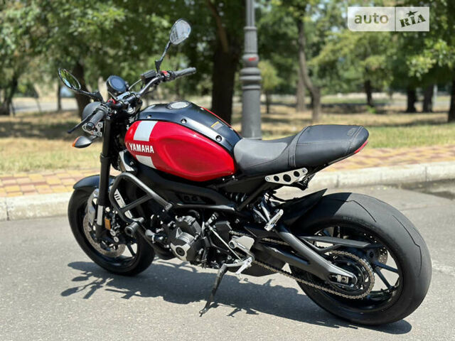 Ямаха XSR 2018 в Одессе на Automoto.ua Красный Ямаха XSR, объемом двигателя 0.9 л и пробегом 3 тыс. км за 10499 $, фото 47 на Automoto.ua
