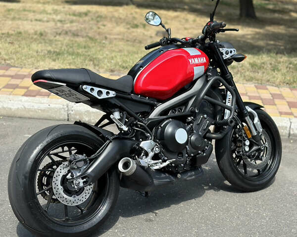 Ямаха XSR 2018 в Одессе на Automoto.ua Красный Ямаха XSR, объемом двигателя 0.9 л и пробегом 3 тыс. км за 10499 $, фото 14 на Automoto.ua