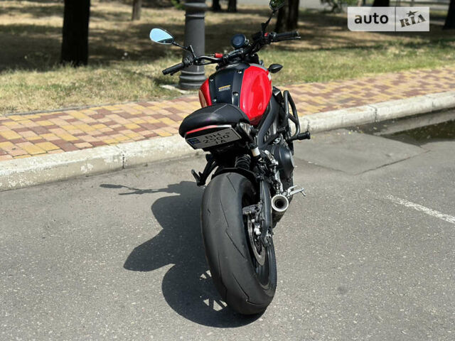 Ямаха XSR 2018 в Одессе на Automoto.ua Красный Ямаха XSR, объемом двигателя 0.9 л и пробегом 3 тыс. км за 10499 $, фото 19 на Automoto.ua
