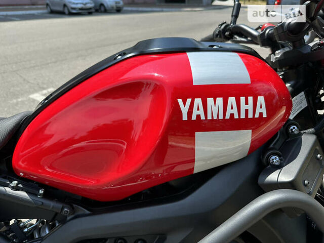 Ямаха XSR 2018 в Одессе на Automoto.ua Красный Ямаха XSR, объемом двигателя 0.9 л и пробегом 3 тыс. км за 10499 $, фото 43 на Automoto.ua
