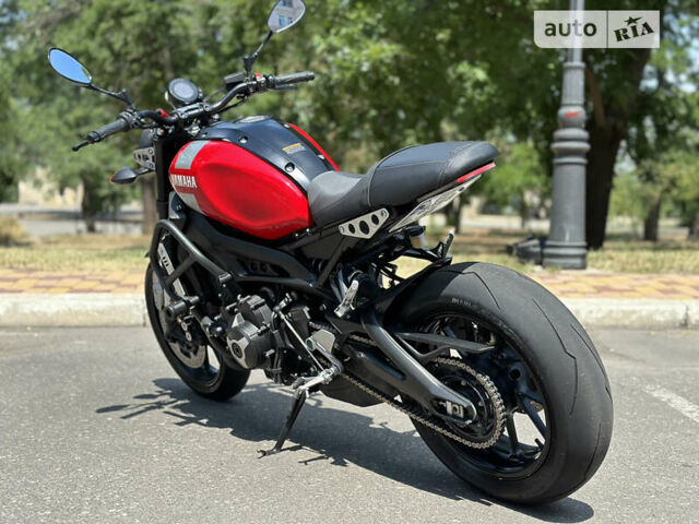 Ямаха XSR 2018 в Одессе на Automoto.ua Красный Ямаха XSR, объемом двигателя 0.9 л и пробегом 3 тыс. км за 10499 $, фото 29 на Automoto.ua