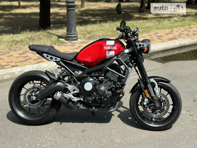Ямаха XSR 2018 в Одессе на Automoto.ua Красный Ямаха XSR, объемом двигателя 0.9 л и пробегом 3 тыс. км за 10499 $, фото 6 на Automoto.ua