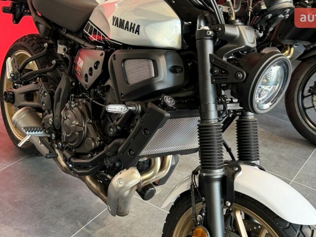 купить новое авто Ямаха XSR 2024 года от официального дилера ТОВ "Форсаж авто" Ямаха фото