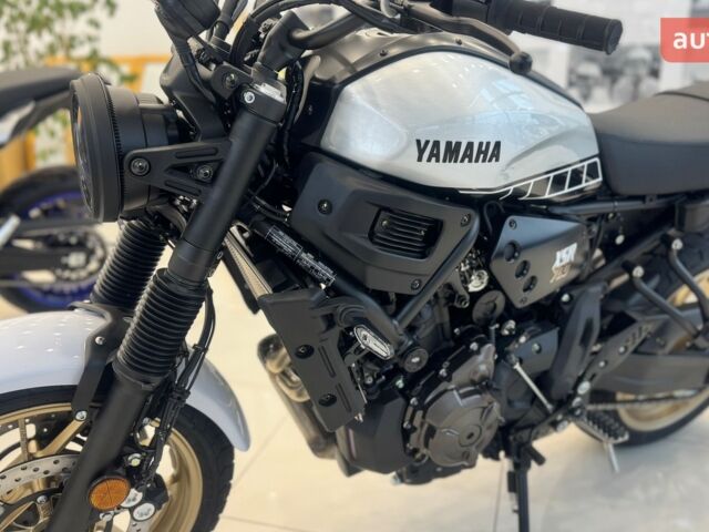 купить новое авто Ямаха XSR 2024 года от официального дилера ТОВ "Форсаж авто" Ямаха фото