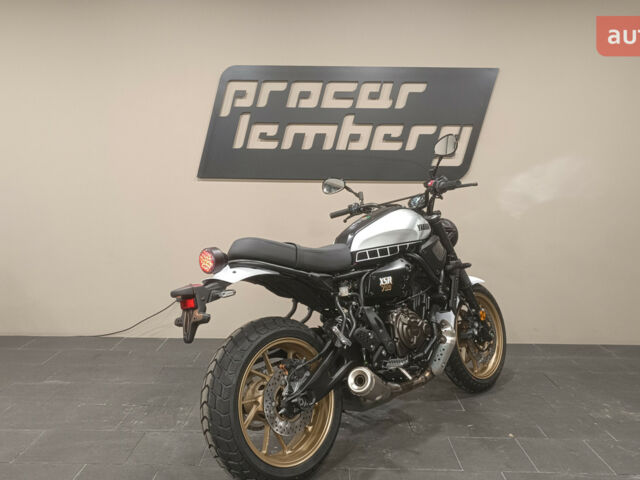 Ямаха XSR, объемом двигателя 0.69 л и пробегом 0 тыс. км за 11294 $, фото 10 на Automoto.ua