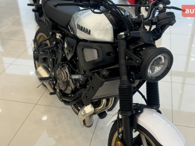 купить новое авто Ямаха XSR 2024 года от официального дилера ТОВ "Форсаж авто" Ямаха фото