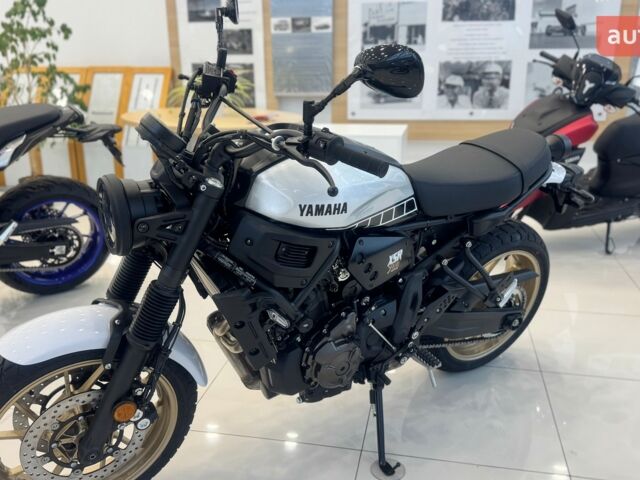 купить новое авто Ямаха XSR 2024 года от официального дилера ТОВ "Форсаж авто" Ямаха фото