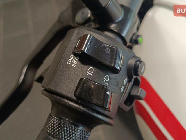 Ямаха XSR, объемом двигателя 0.69 л и пробегом 0 тыс. км за 11162 $, фото 25 на Automoto.ua