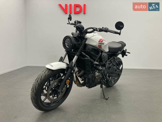 Белый Ямаха XSR 700, объемом двигателя 0 л и пробегом 1 тыс. км за 9959 $, фото 1 на Automoto.ua