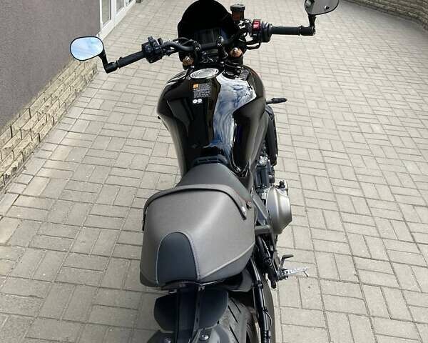 Черный Ямаха XSR 900, объемом двигателя 0.89 л и пробегом 3 тыс. км за 12900 $, фото 5 на Automoto.ua