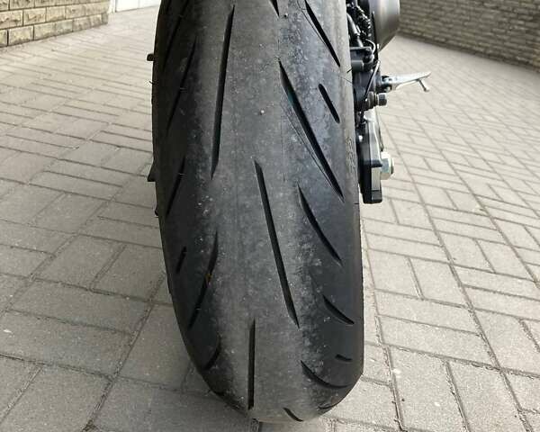 Черный Ямаха XSR 900, объемом двигателя 0.89 л и пробегом 3 тыс. км за 12900 $, фото 3 на Automoto.ua