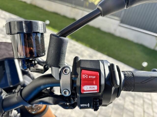 Ямаха XSR 900, объемом двигателя 0.9 л и пробегом 0 тыс. км за 11500 $, фото 21 на Automoto.ua