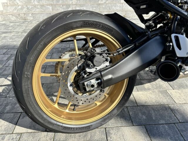 Ямаха XSR 900, объемом двигателя 0.9 л и пробегом 0 тыс. км за 11500 $, фото 14 на Automoto.ua