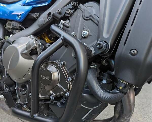Синий Ямаха XSR 900, объемом двигателя 0.89 л и пробегом 15 тыс. км за 12200 $, фото 10 на Automoto.ua