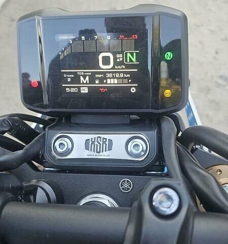 Синий Ямаха XSR 900, объемом двигателя 0.9 л и пробегом 3 тыс. км за 14000 $, фото 3 на Automoto.ua