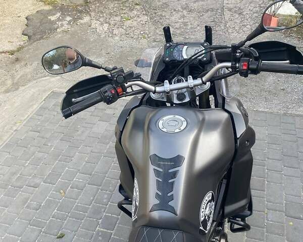 Серый Ямаха XT 1200Z Super Tenere, объемом двигателя 1.2 л и пробегом 48 тыс. км за 9000 $, фото 1 на Automoto.ua