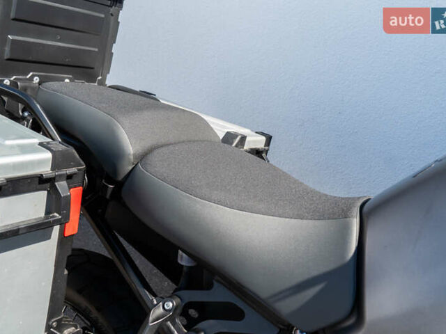 Серый Ямаха XT 1200Z Super Tenere, объемом двигателя 1.2 л и пробегом 4 тыс. км за 12999 $, фото 12 на Automoto.ua