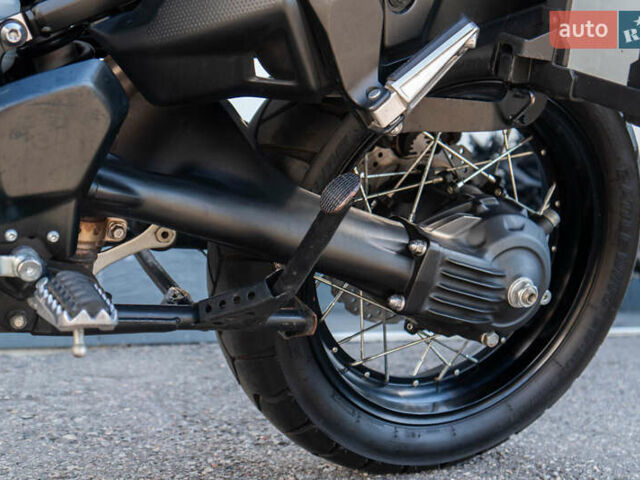 Серый Ямаха XT 1200Z Super Tenere, объемом двигателя 1.2 л и пробегом 4 тыс. км за 12999 $, фото 14 на Automoto.ua