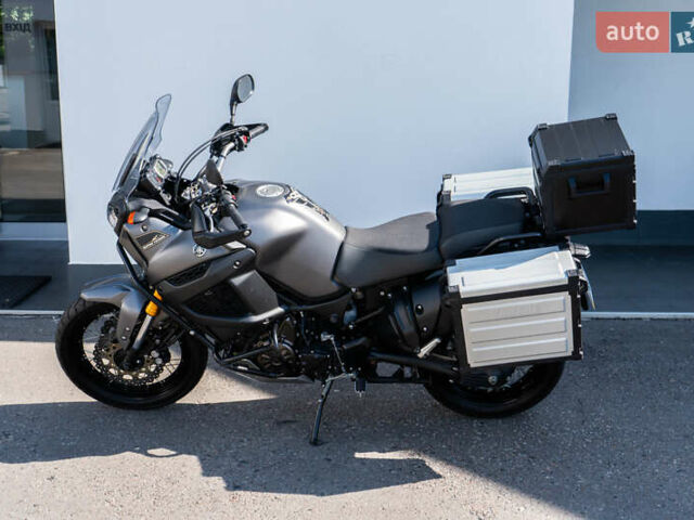 Серый Ямаха XT 1200Z Super Tenere, объемом двигателя 1.2 л и пробегом 4 тыс. км за 12999 $, фото 2 на Automoto.ua
