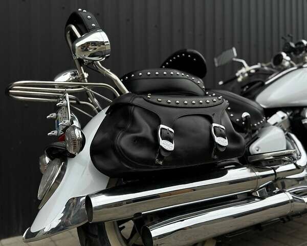 Белый Ямаха XV 1700 Silverado, объемом двигателя 1.7 л и пробегом 40 тыс. км за 7600 $, фото 3 на Automoto.ua