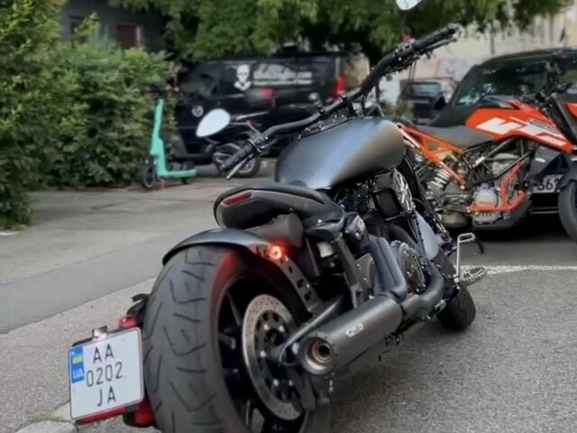 Ямаха XVS 1300A, объемом двигателя 1.3 л и пробегом 0 тыс. км за 10700 $, фото 3 на Automoto.ua