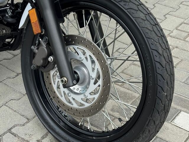 Белый Ямаха XVS 650, объемом двигателя 0.65 л и пробегом 7 тыс. км за 6999 $, фото 15 на Automoto.ua