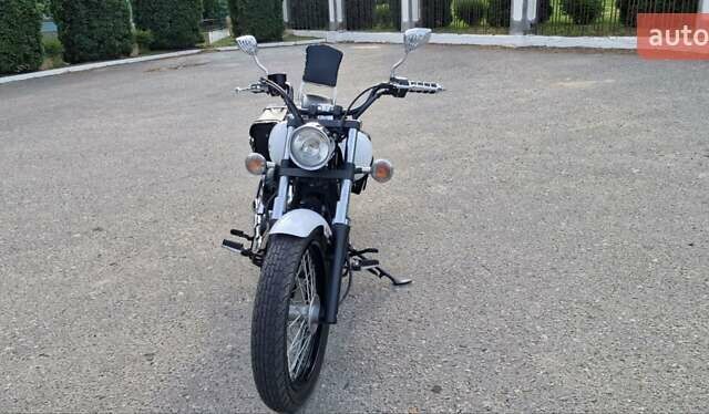 Белый Ямаха XVS 650 Dragstar, объемом двигателя 0.65 л и пробегом 7 тыс. км за 7900 $, фото 11 на Automoto.ua