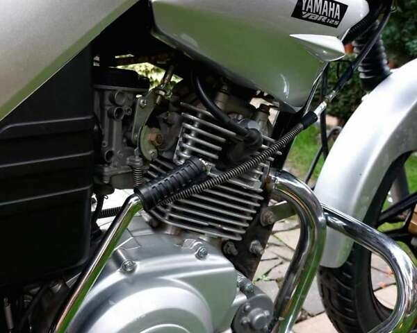 Сірий Ямаха YBR125, об'ємом двигуна 0.12 л та пробігом 26 тис. км за 1250 $, фото 5 на Automoto.ua